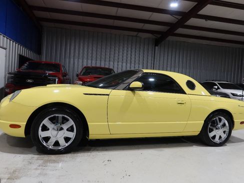 Used 2002 Ford Thunderbird RWD image 1