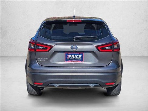 Used 2020 Nissan Rogue Sport S image 7