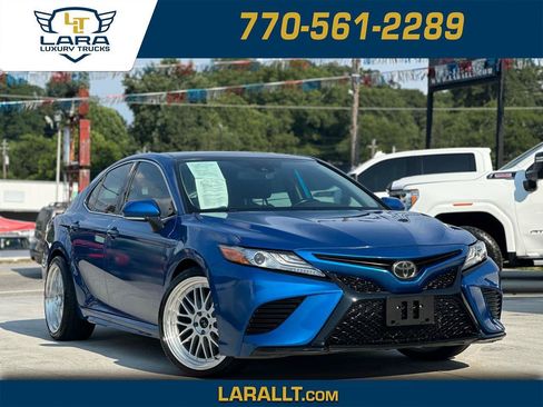 Used 2019 Toyota Camry XSE FWD image 1