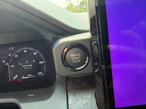 Used 2024 Toyota Tacoma Limited w/ Limited Package (LT) AWD/4WD image 20