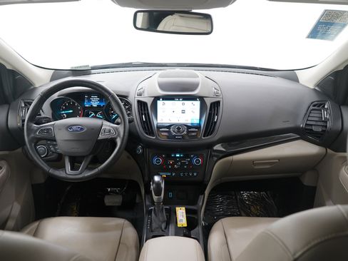 Used 2019 Ford Escape Titanium w/ U9j03 - Titanium Tow Package image 13