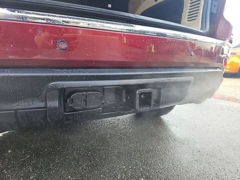 Used 2018 Jeep Grand Cherokee Limited image 26