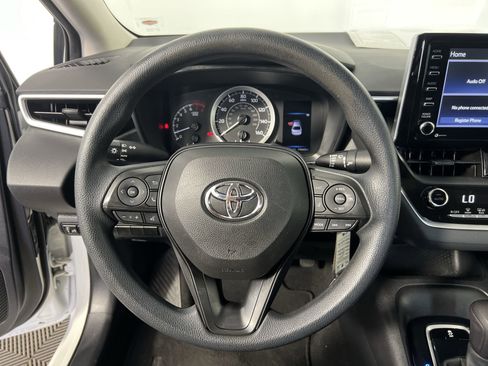 Certified 2021 Toyota Corolla LE image 17
