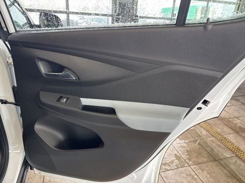 Used 2024 Buick Envista Preferred FWD image 21