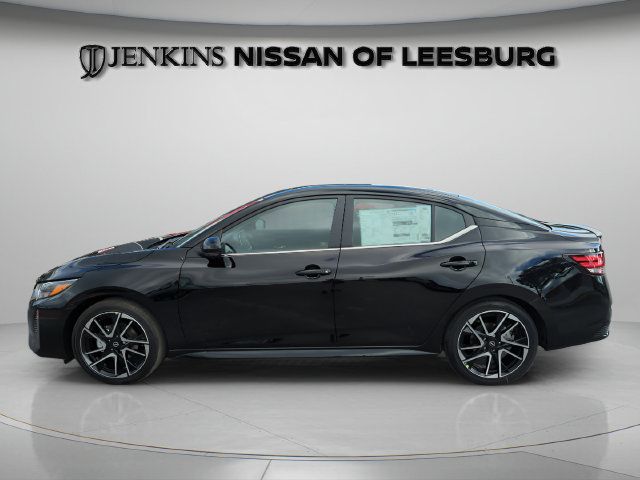 Certified 2025 Nissan Sentra SR w/ SR Premium Package FWD image 5
