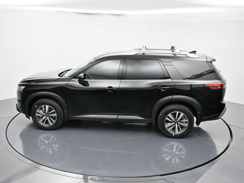 New 2025 Nissan Pathfinder SL image 37