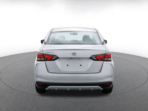 Used 2025 Nissan Versa SV FWD image 8