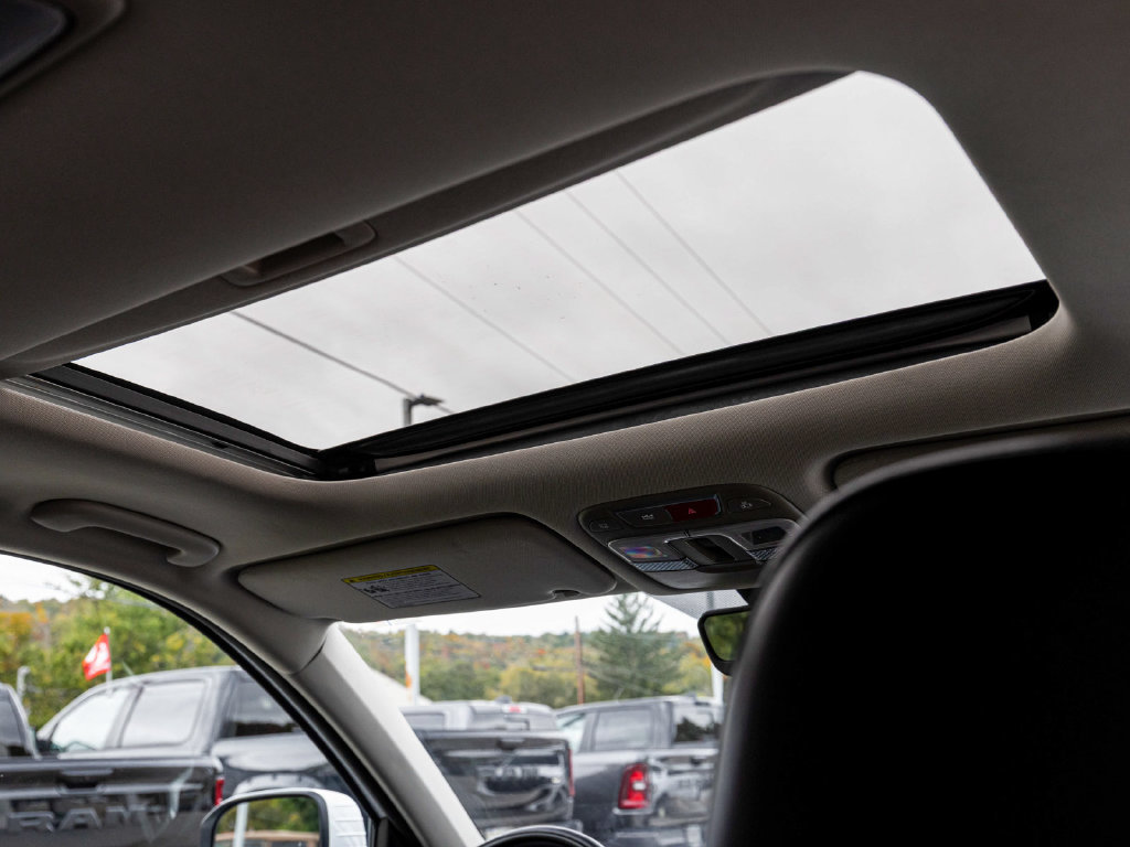 Used 2024 Kia Telluride S w/ S Sunroof Package AWD/4WD image 33