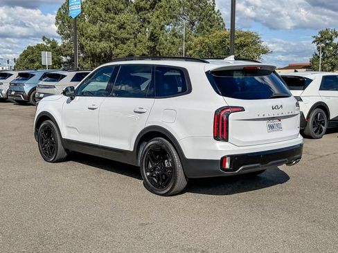 Used 2024 Kia Telluride SX X-Line AWD/4WD image 2