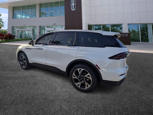 New 2026 Lincoln Nautilus Premier w/ Jet Appearance Package image 5