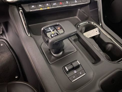 Certified 2024 GMC Sierra 1500 AT4 w/ Technology Package AWD/4WD image 15