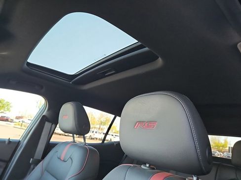 Used 2024 Chevrolet Trax RS w/ Sunroof Package image 21