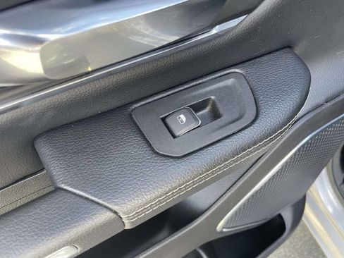 Used 2025 RAM 1500 Laramie AWD/4WD image 16