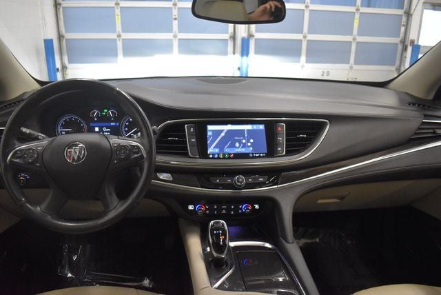 Used 2021 Buick Enclave Premium w/ Sun and Sites Package AWD/4WD image 5