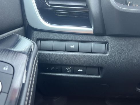 Certified 2023 Nissan Rogue SL FWD image 13