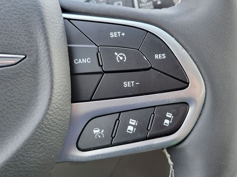 Used 2024 Chrysler Pacifica Touring-L w/ Road Tripper Package FWD image 14