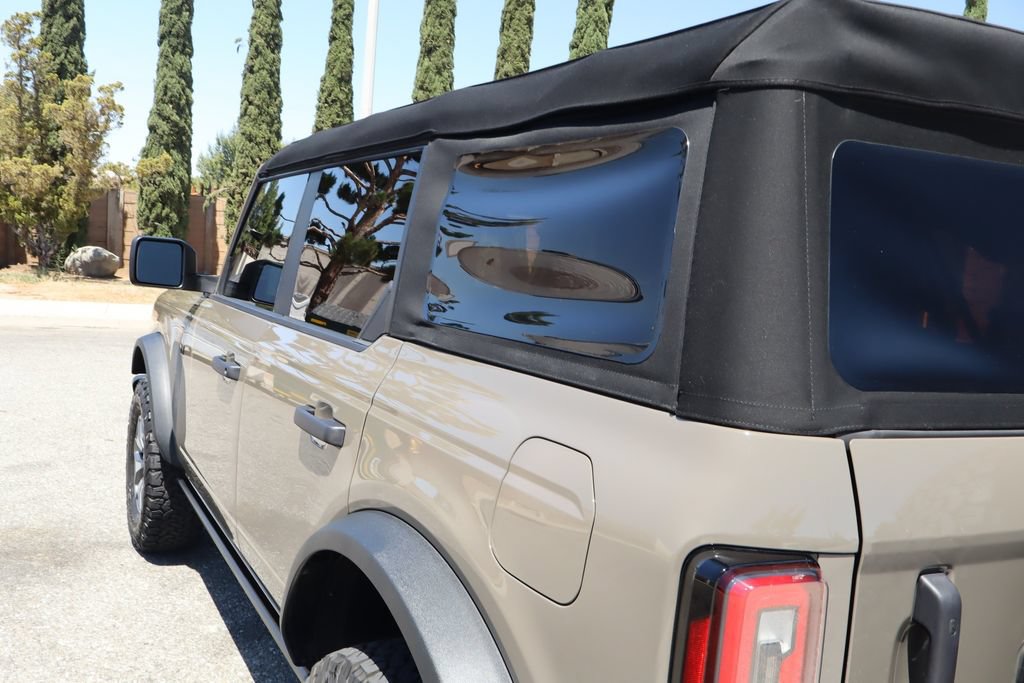 Used 2025 Ford Bronco Badlands AWD/4WD image 16