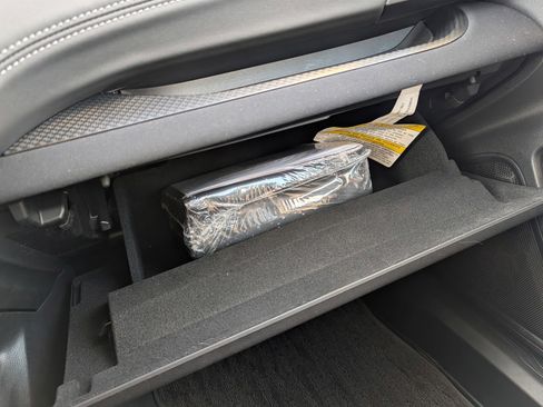 Certified 2025 Subaru Outback image 33