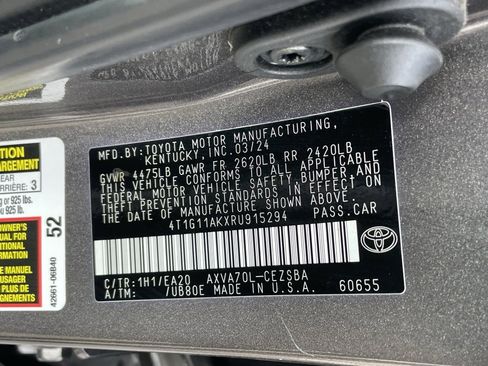 Used 2024 Toyota Camry SE image 33