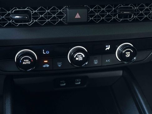 Used 2025 Honda Accord LX image 32