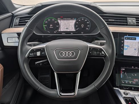 Used 2024 Audi Q8 e-tron Premium Plus w/ Premium Plus Package AWD/4WD image 20