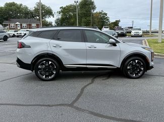 New 2026 Kia Sportage SX Prestige video 2