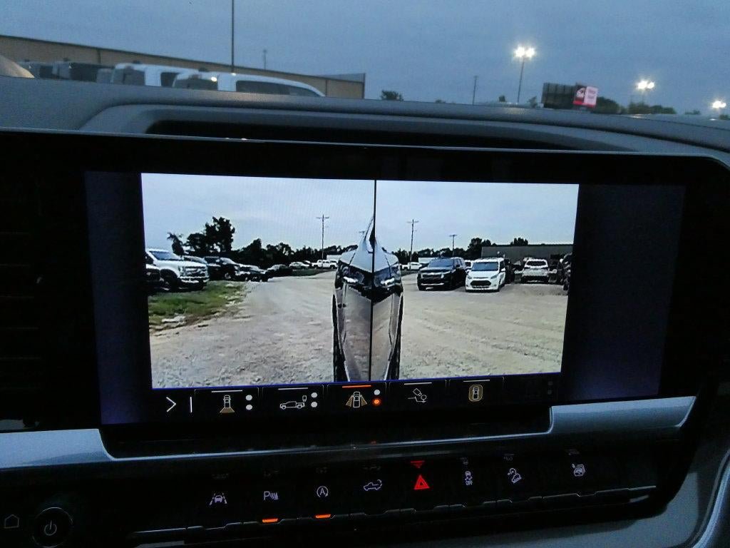 New 2026 Chevrolet Silverado 1500 High Country w/ Technology Package AWD/4WD image 32