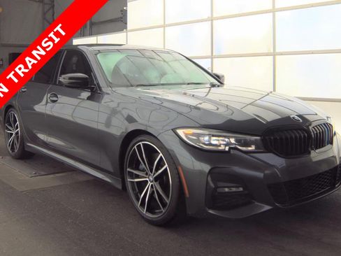 Used 2021 BMW 330i Sedan w/ M Sport Package RWD image 5