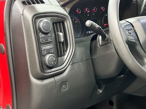 Used 2023 Chevrolet Silverado 1500 Custom AWD/4WD image 10