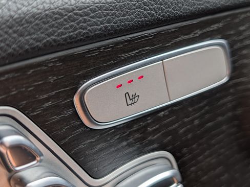 Used 2020 Mercedes-Benz C 300 4MATIC Sedan image 28