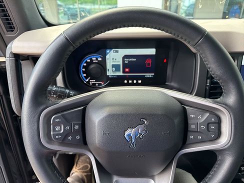 Used 2024 Ford Bronco Wildtrak AWD/4WD image 10