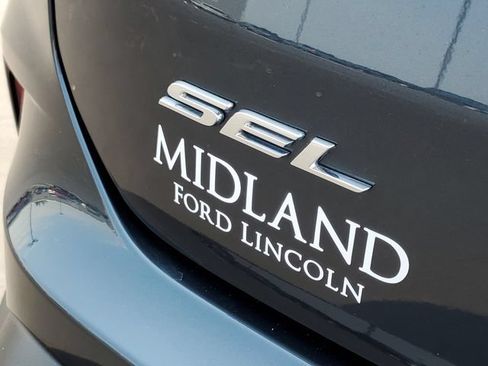 Certified 2024 Ford Edge SEL w/ Convenience Package AWD/4WD image 7