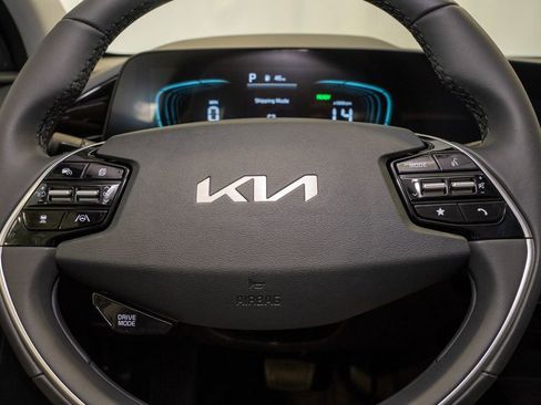 New 2026 Kia Niro EX image 13