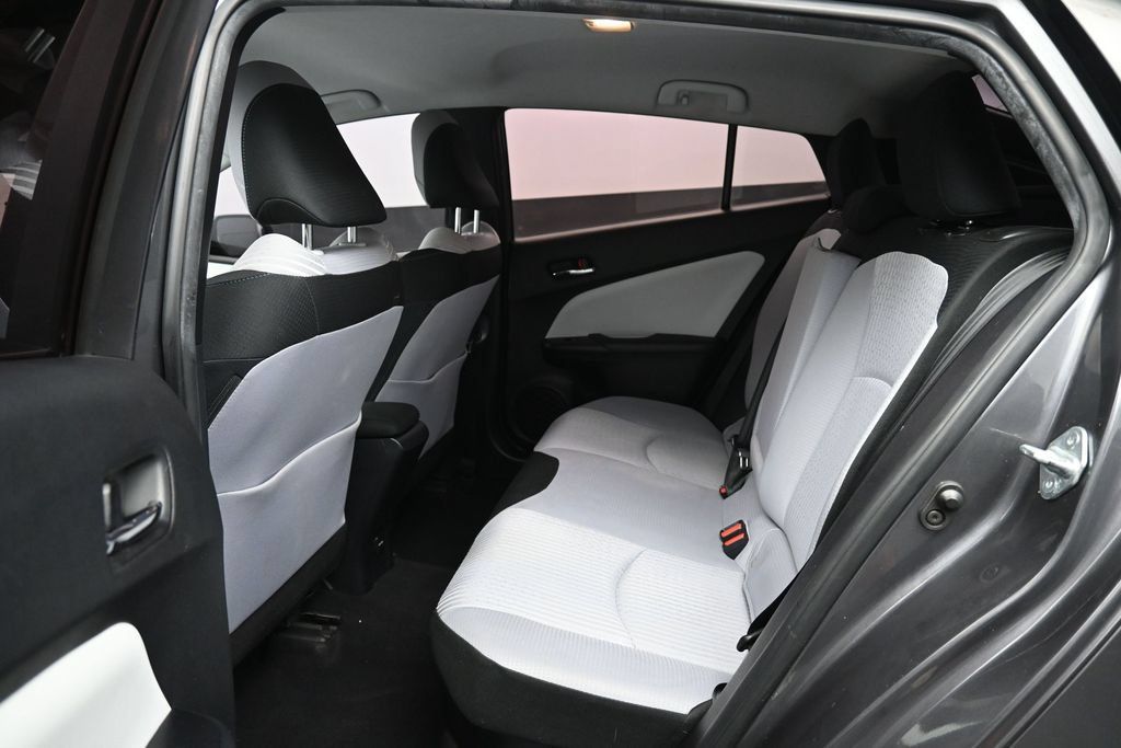 Used 2017 Toyota Prius Two FWD image 18