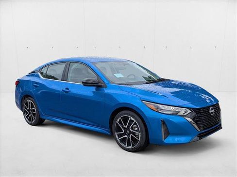 New 2025 Nissan Sentra SR image 6