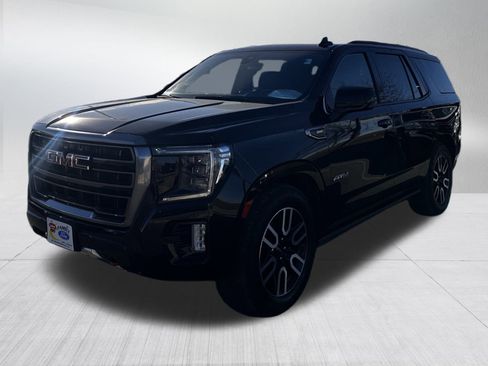 Used 2021 GMC Yukon AT4 w/ AT4 Premium Plus Package image 3