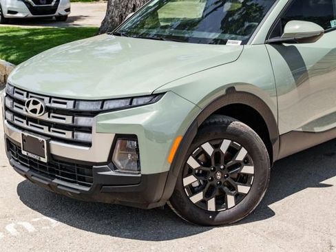 New 2025 Hyundai Santa Cruz SEL image 3