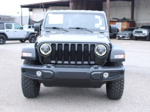 Used 2023 Jeep Wrangler Unlimited Sport AWD/4WD image 2