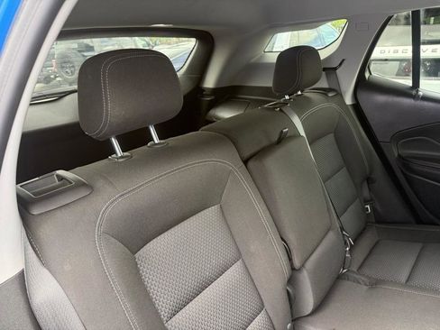 Used 2024 GMC Terrain SLE FWD image 35