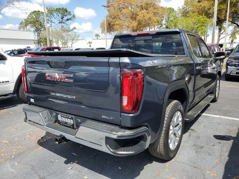 Used 2021 GMC Sierra 1500 SLT w/ SLT Premium Package image 4