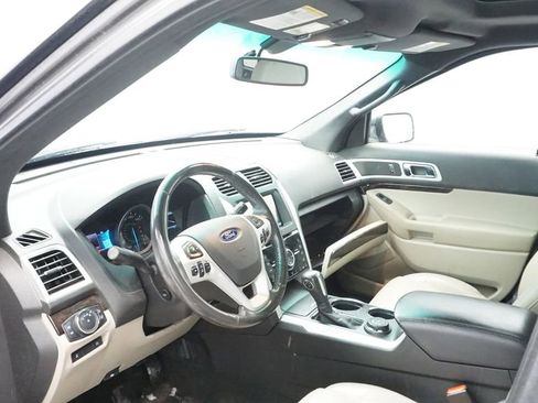 Used 2011 Ford Explorer Limited w/ 302A Rapid Spec Order Code image 26