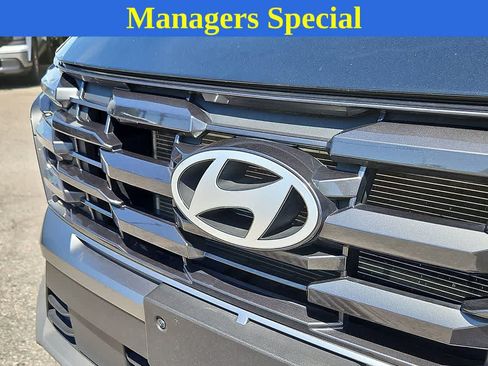 Used 2025 Hyundai Tucson SEL FWD image 30