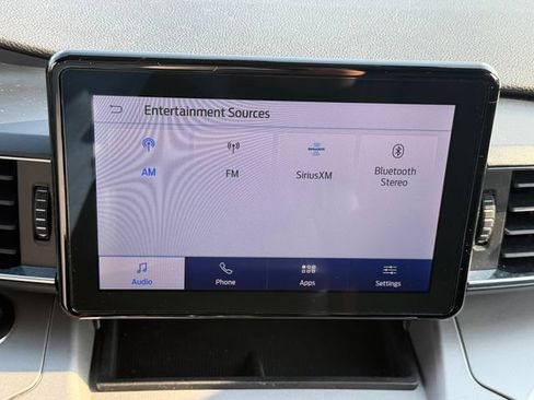 Certified 2023 Ford Explorer XLT w/ Equipment Group 202A AWD/4WD image 12