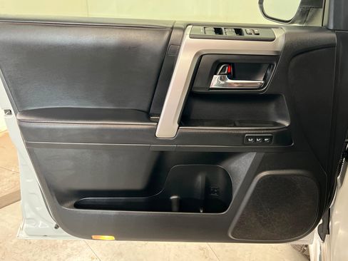 Used 2024 Toyota 4Runner Limited AWD/4WD image 15