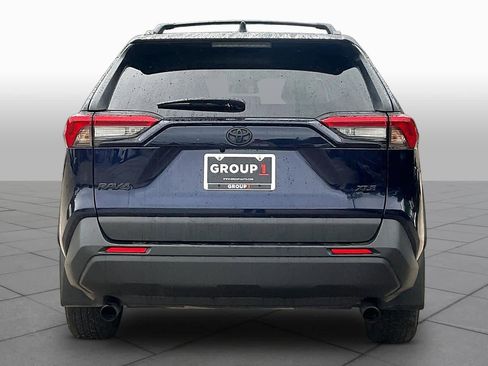 Used 2025 Toyota RAV4 XLE FWD image 5
