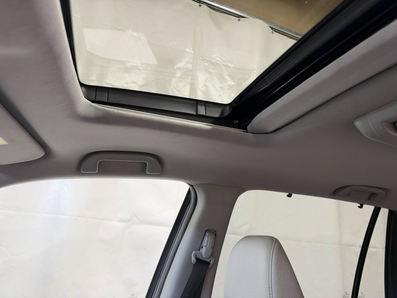 Used 2016 Honda Pilot Touring image 23