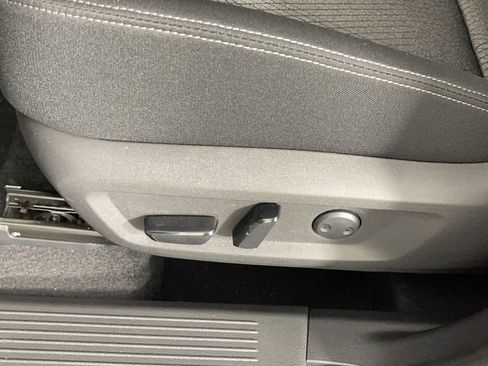 New 2025 Nissan Rogue SV image 30