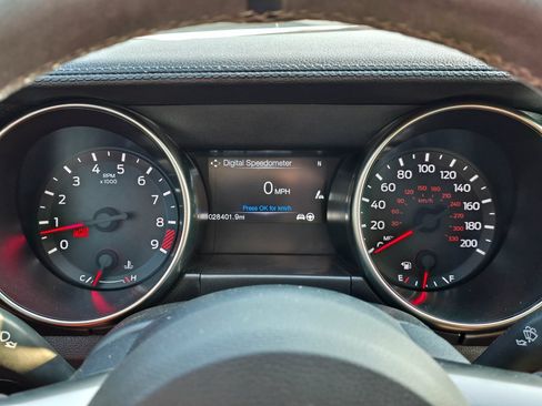 Used 2016 Ford Mustang Shelby GT350 w/ Technology Package RWD image 24