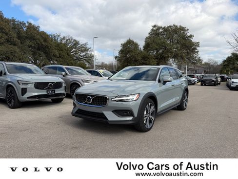 New 2026 Volvo V60 B5 Cross Country Plus w/ Climate Package image 1