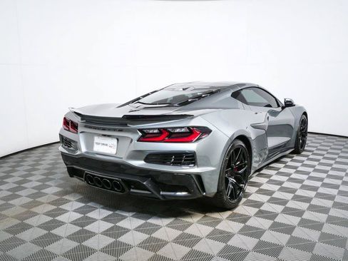 Used 2023 Chevrolet Corvette Z06 w/ Engine Appearance Package RWD image 29
